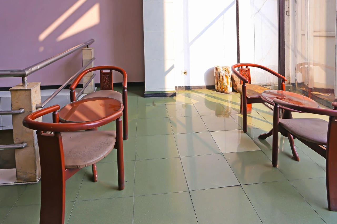 Collection O 92739 Hotel Pintu Besar Jakarta Eksteriør bilde